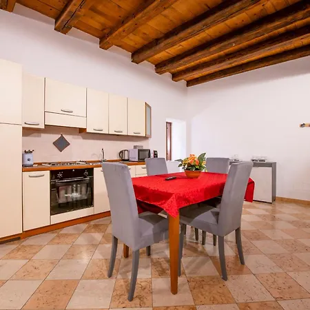 Palace Mazzini 4* Βερόνα