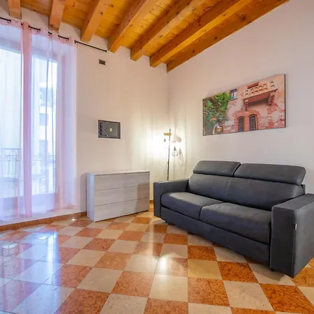 Palace Mazzini 4* Βερόνα
