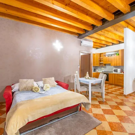 Palace Mazzini 4* Βερόνα