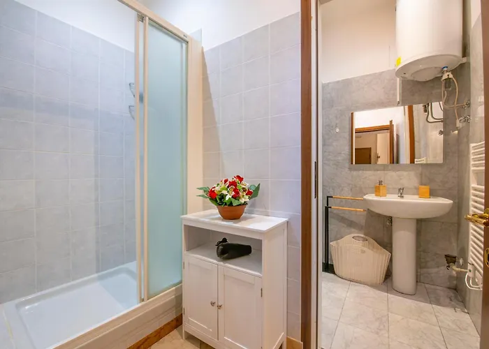 Palace Mazzini 4*