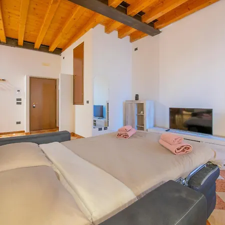 Palace Mazzini Guest house *